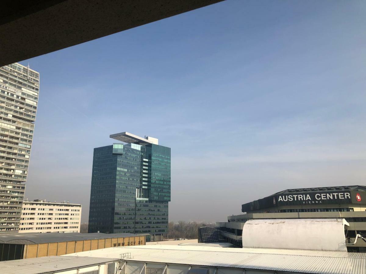 Amazing Austria Center Apartment Near Uno City Vienna Esterno foto